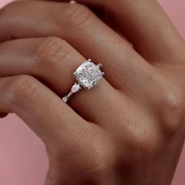 The Naomi Set With A 1 Carat Cushion Lab Diamond Discount